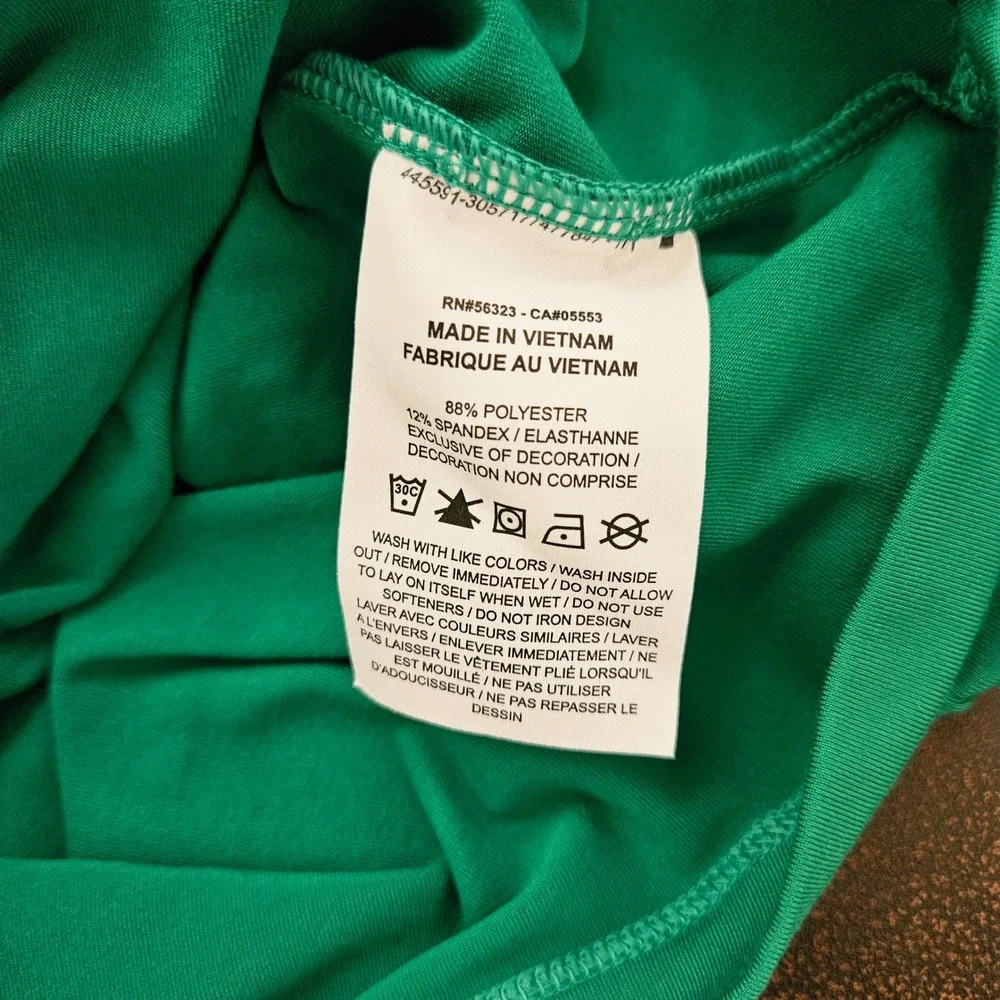 Nike Womens Long Sleeve Graphic Crop Top Green Malachite DV3257-365 Medium